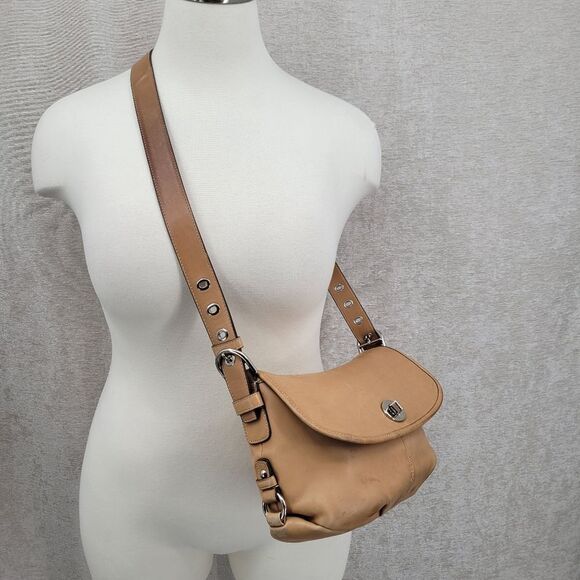 Coach Legacy Leather Turnlock Convertible Purse Tan F15170 Crossbody Shoulder - Picture 2 of 16